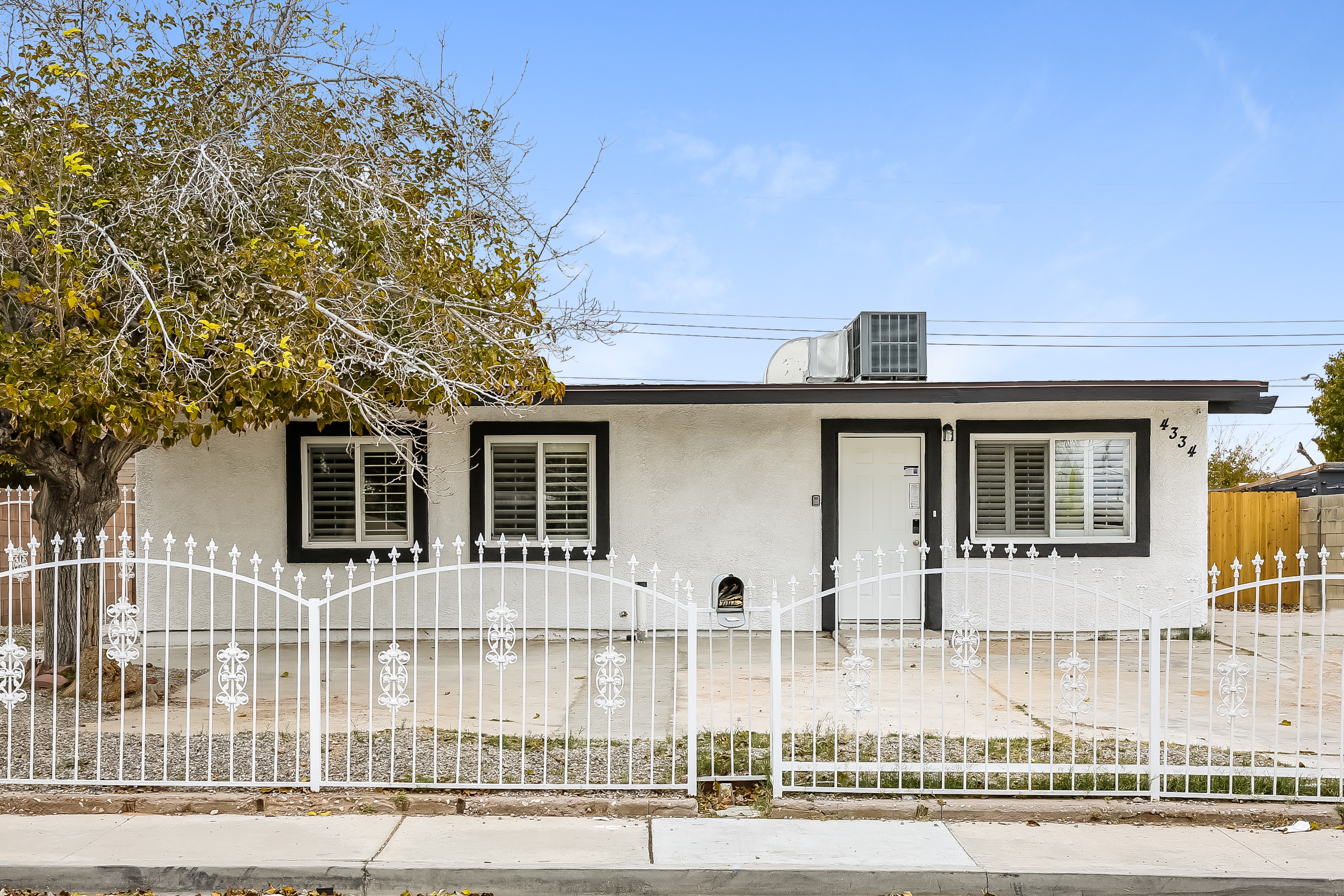 4334 CLOVERDALE AVE LAS VEGAS, NV 89121